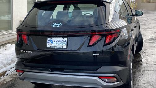 2025 Hyundai TUCSON SE