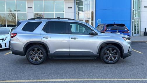 Silver 2025 Honda Pilot Sport