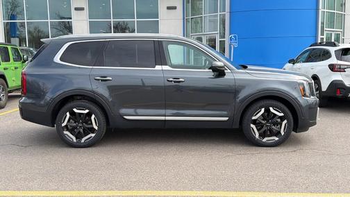 Gravity Gray 2023 Kia Telluride S