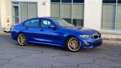 2019 BMW 330 i xDrive