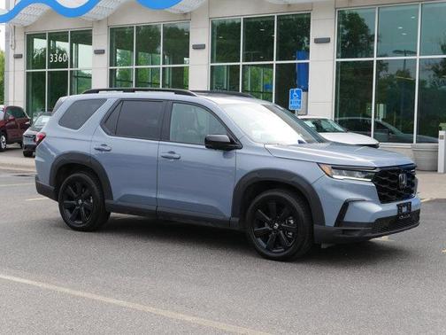 2025 Honda Pilot Black Edition