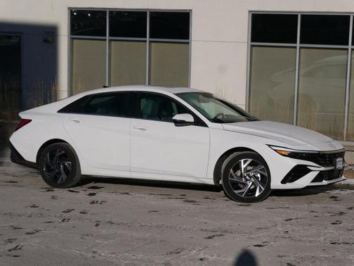2025 Hyundai ELANTRA HEV Limited