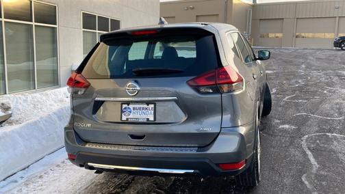 2018 Nissan Rogue S