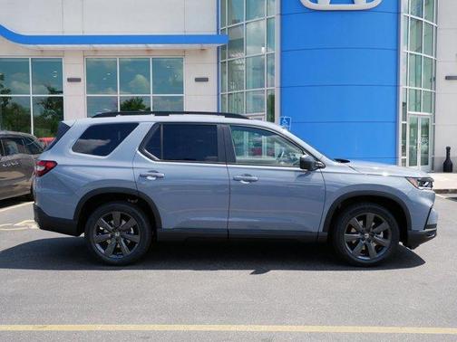 2025 Honda Pilot Sport