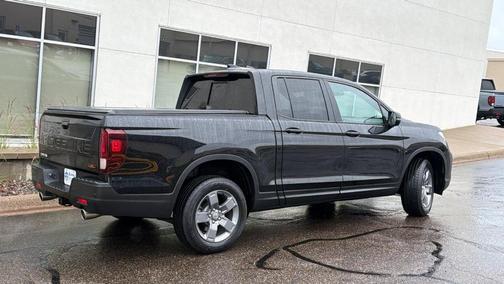 Crystal Black Pearl 2025 Honda Ridgeline TrailSport