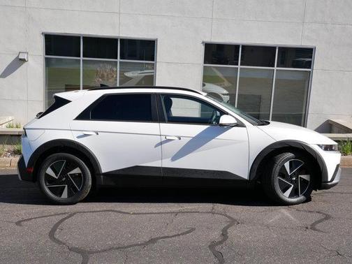 2025 Hyundai IONIQ 5 SEL