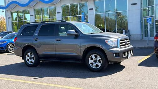 Magnetic Gray Metallic 2017 Toyota Sequoia SR5