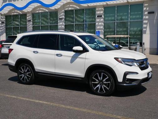 2019 Honda Pilot Touring 8-Passenger