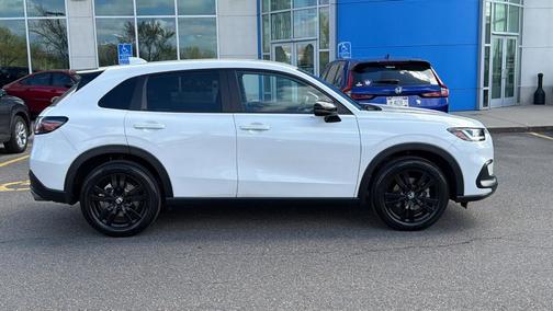 Platinum White Pearl 2026 Honda HR-V Sport