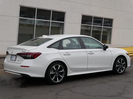 2025 Honda Civic Hybrid