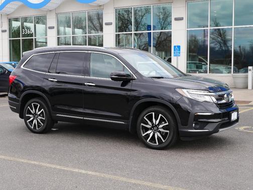 2022 Honda Pilot Touring 7-Passenger
