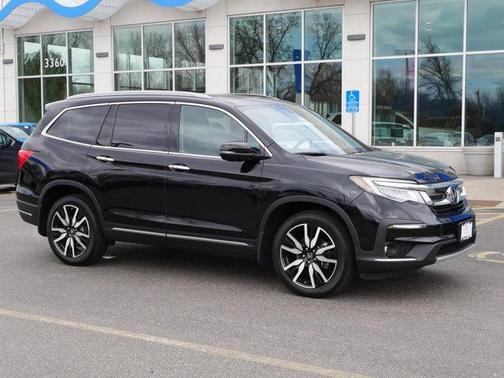 2022 Honda Pilot Touring 7-Passenger