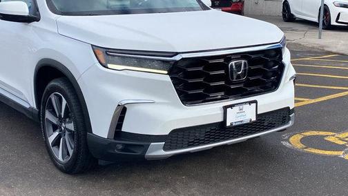 2023 Honda Pilot Touring