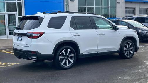 2023 Honda Pilot Touring