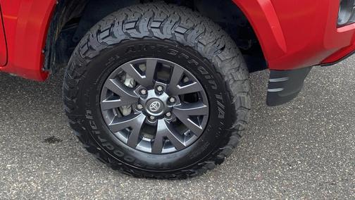 2022 Toyota Tacoma SR5