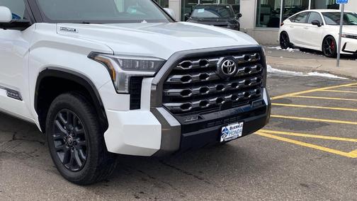 2025 Toyota Tundra Hybrid Platinum