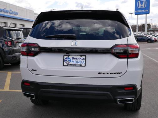 2025 Honda Pilot Black Edition