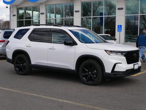 2025 Honda Pilot Black Edition