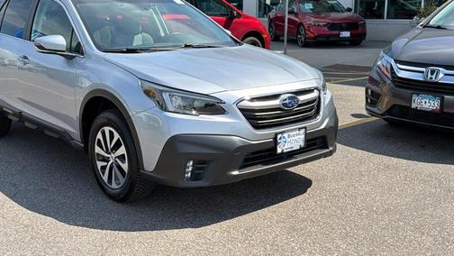 Ice Silver Metallic 2022 Subaru Outback Premium