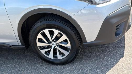 Ice Silver Metallic 2022 Subaru Outback Premium