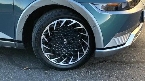 2024 Hyundai IONIQ 5 Limited