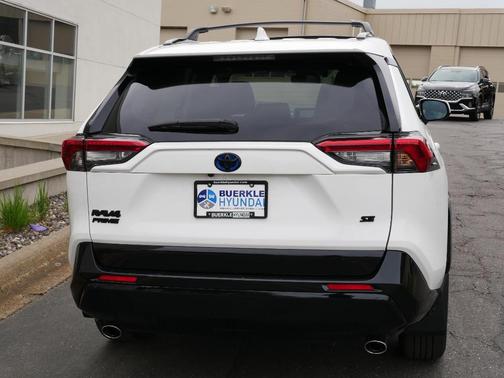 2024 Toyota RAV4 Prime SE
