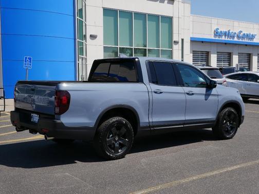2025 Honda Ridgeline Black Edition