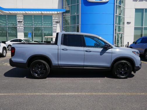 2025 Honda Ridgeline Black Edition