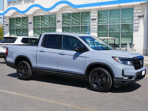 2025 Honda Ridgeline Black Edition