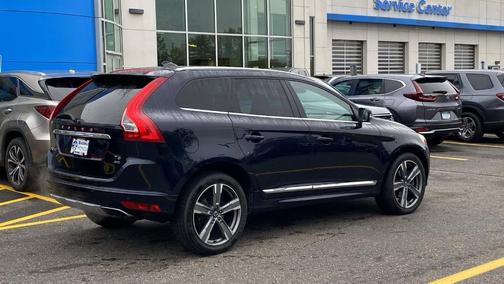 2017 Volvo XC60 T6 Dynamic