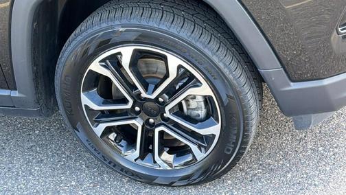 Diamond Black 2023 Jeep Compass Limited