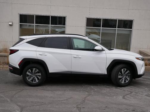 2024 Hyundai TUCSON Hybrid Blue