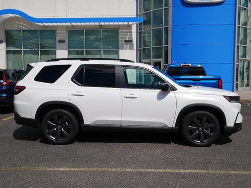 2025 Honda Pilot Sport