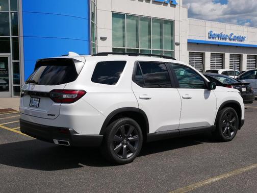 2025 Honda Pilot Sport