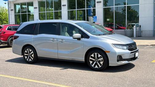 Solar Silver Metallic 2026 Honda Odyssey EX-L