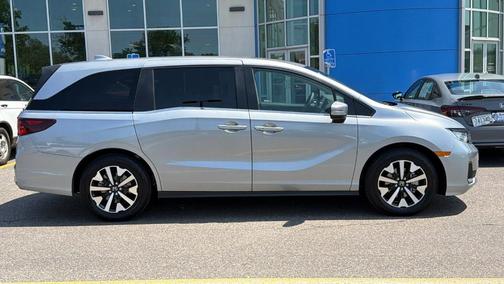 Solar Silver Metallic 2026 Honda Odyssey EX-L