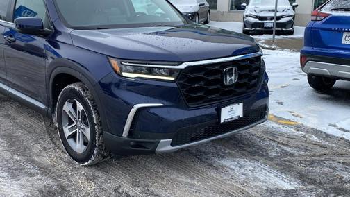 2023 Honda Pilot EX-L 8-Passenger