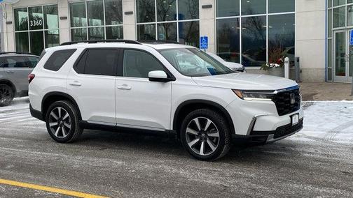 2024 Honda Pilot Touring