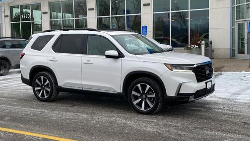 2024 Honda Pilot Touring