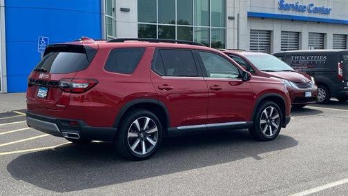 2025 Honda Pilot Touring