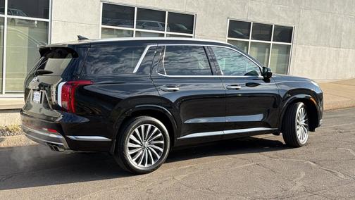 Abyss Black Pearl 2024 Hyundai PALISADE Calligraphy