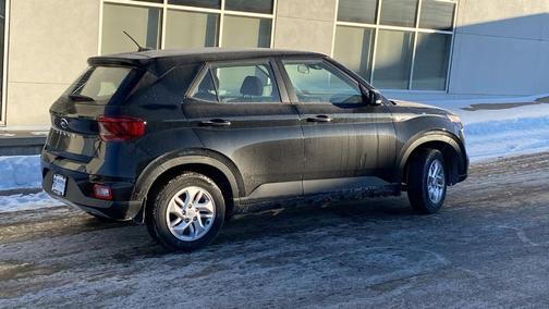 2025 Hyundai VENUE SE