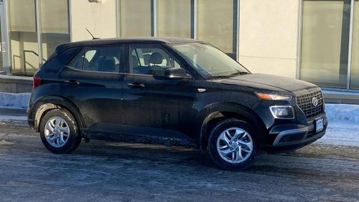 2025 Hyundai VENUE SE