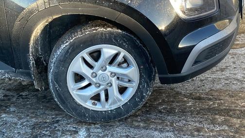 2025 Hyundai VENUE SE