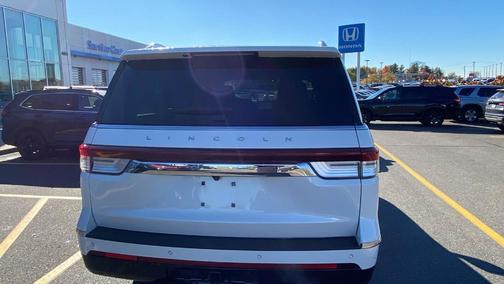 2024 Lincoln Navigator L Reserve