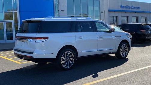 2024 Lincoln Navigator L Reserve