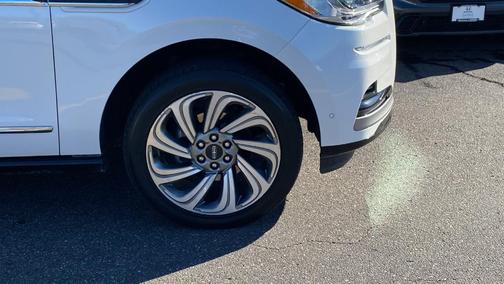 2024 Lincoln Navigator L Reserve