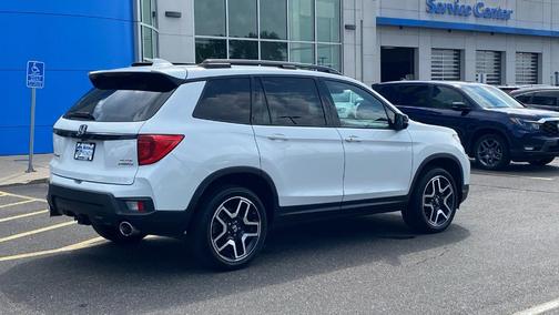 2022 Honda Passport Elite