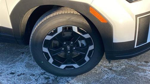 2025 Hyundai SANTA FE SE