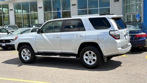 Classic Silver Metallic 2019 Toyota 4Runner SR5 Premium